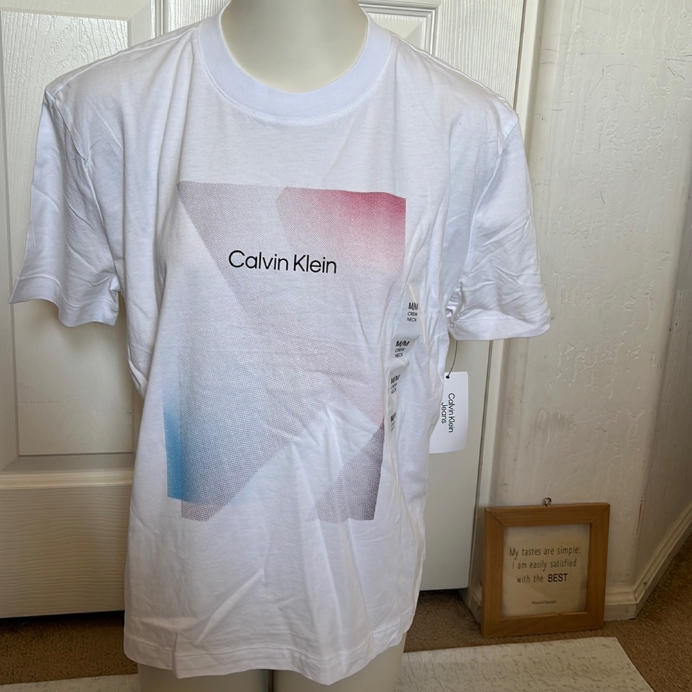NWT CK Calvin Klein Tshirt